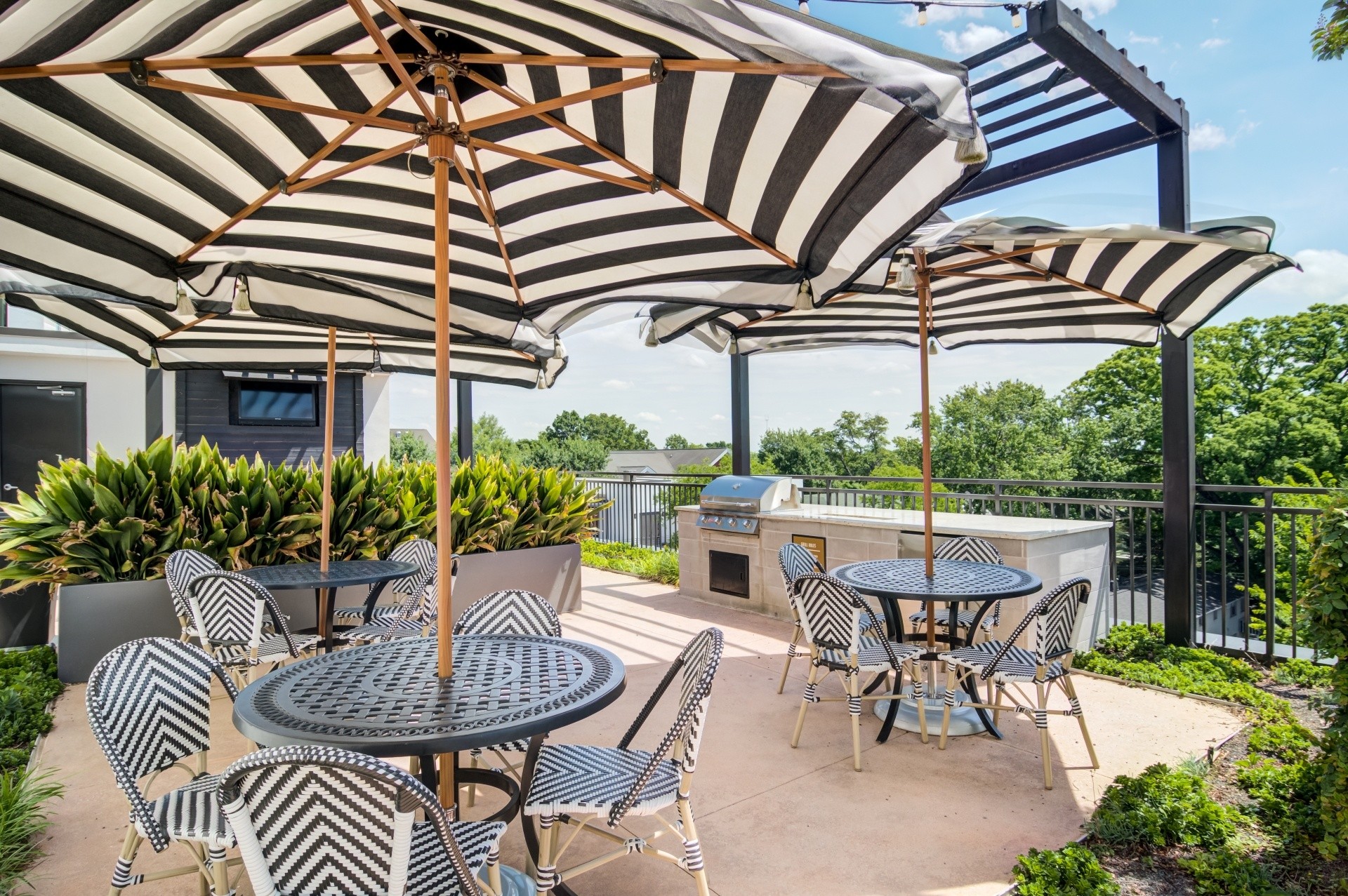 Axis Midtown Image 33