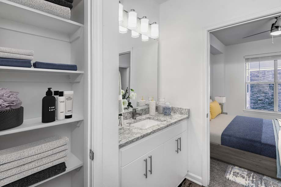 Camden Crest Image 6