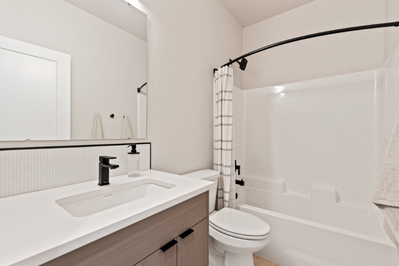 Alpine Landing Townhomes Image 14