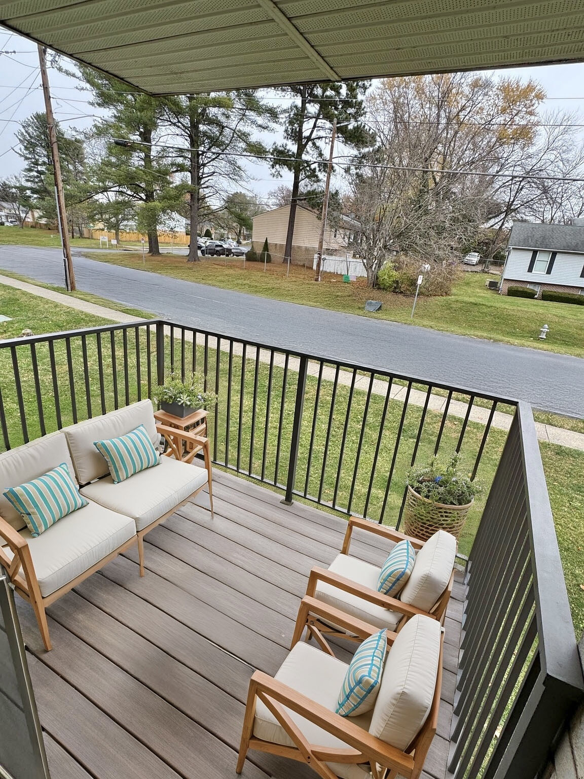 TOWNE CREST APARTMENTS Image 22