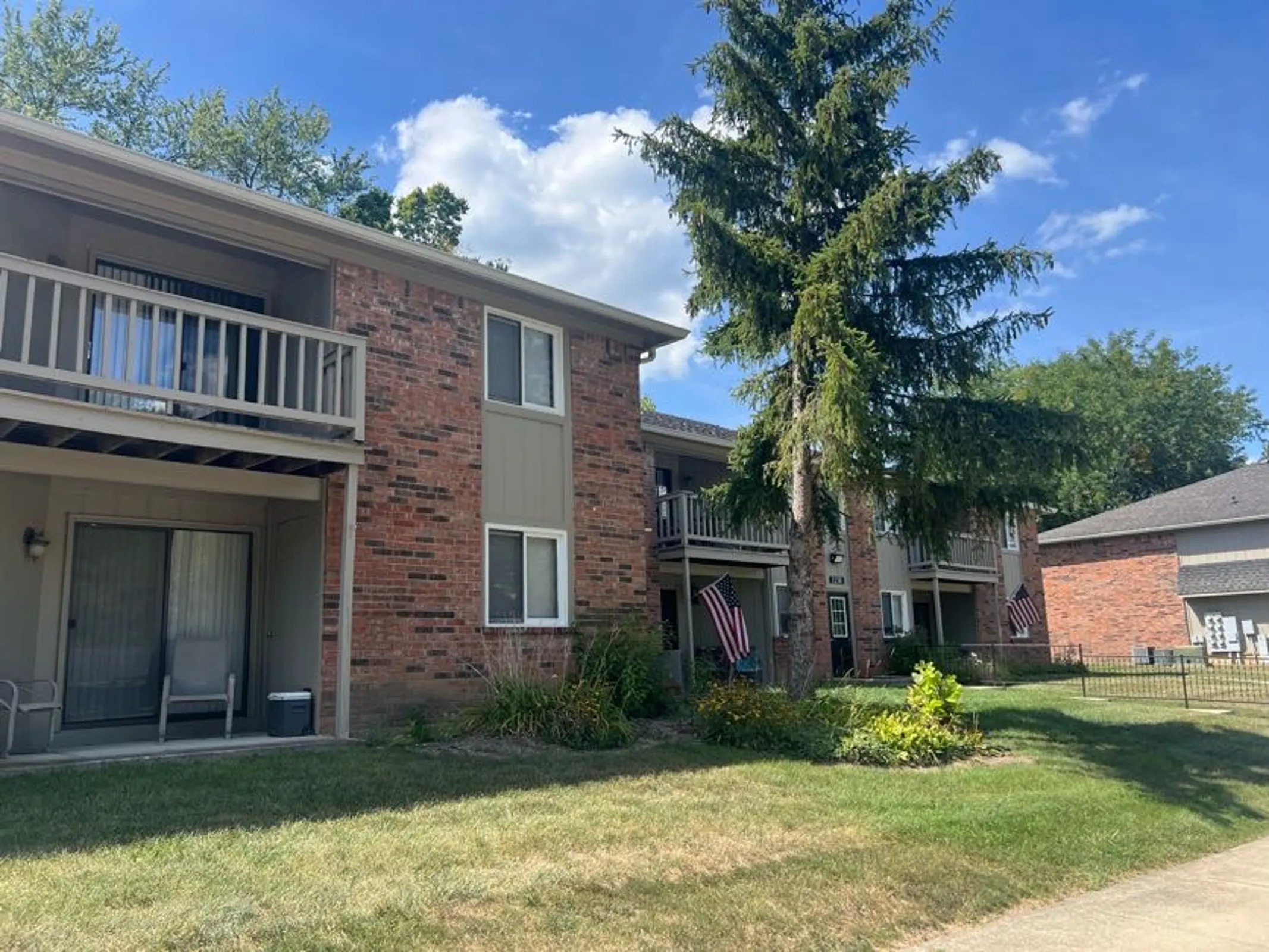 Greenfield Knoll Image 6