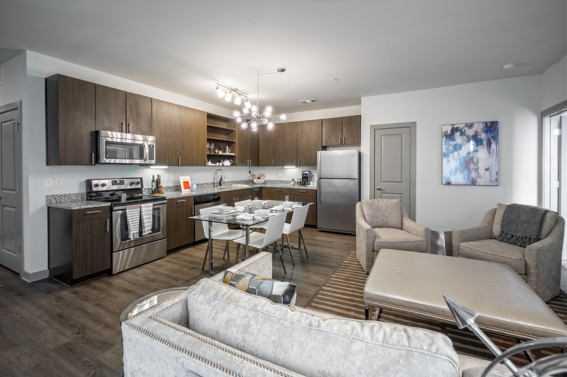 Artisan Twickenham Square Image 1