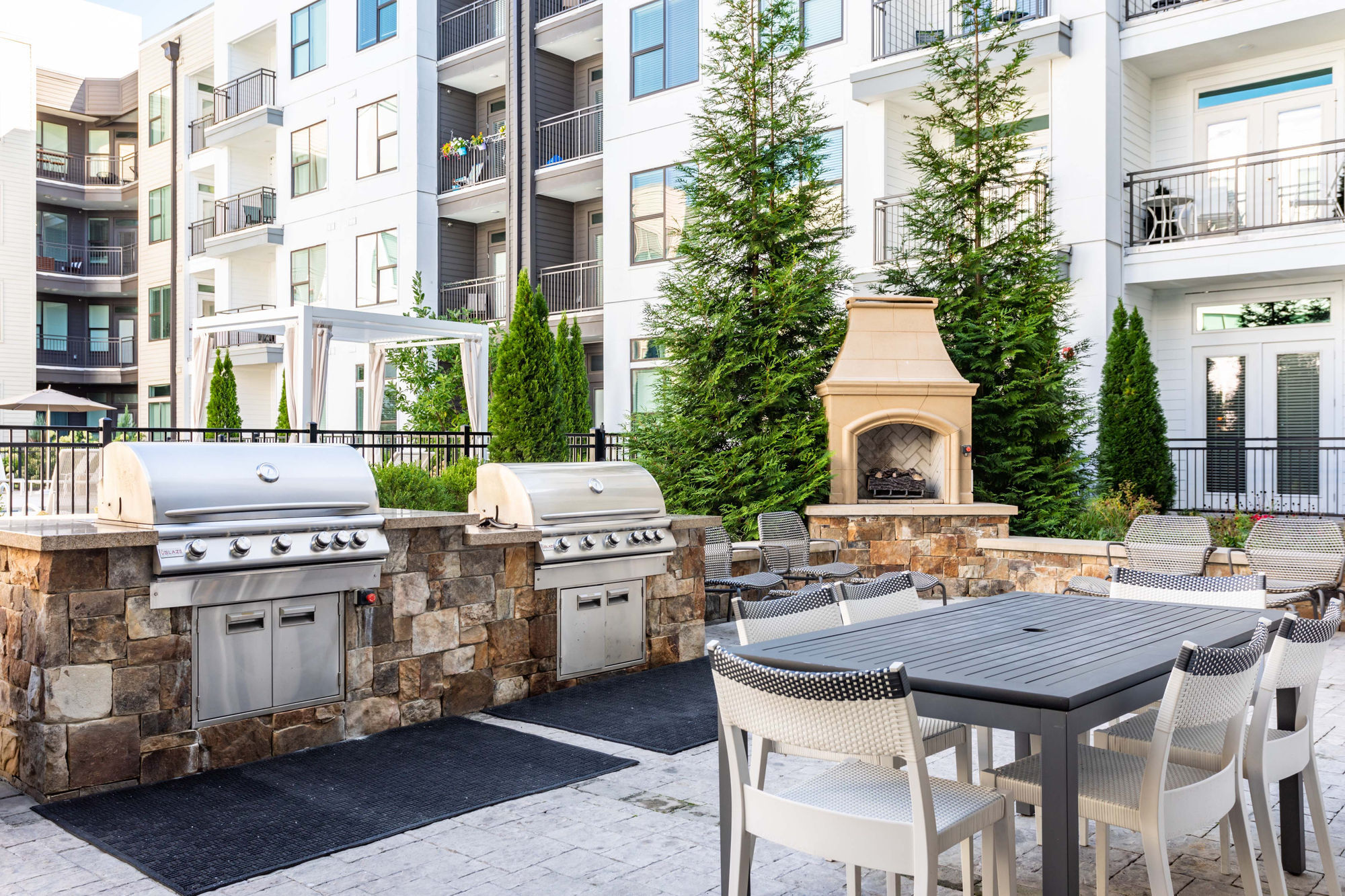 IMT at the Galleria Image 21