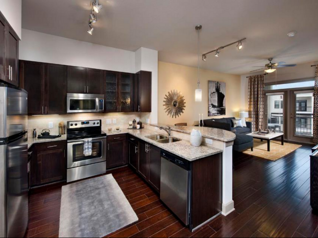 Elle of Buckhead Image 16