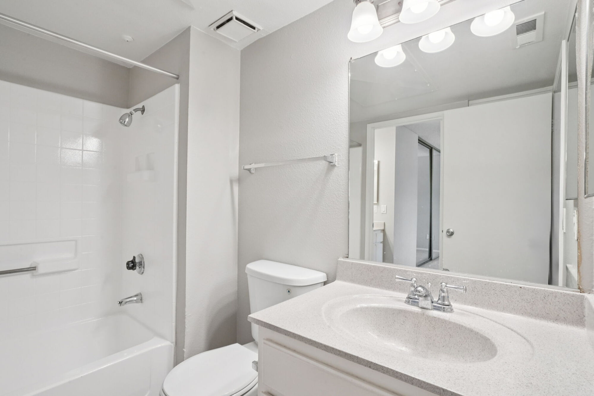 Hensley at Corona Pointe Image 28