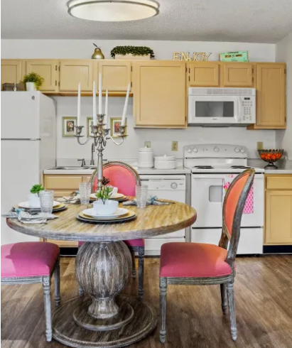 The Phoenix of El Paso Image 8