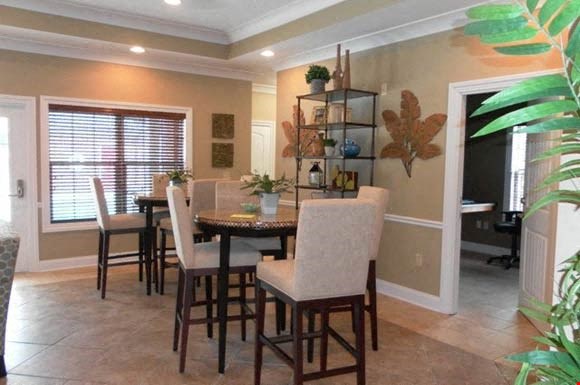 Arbors by the Bay Image 7