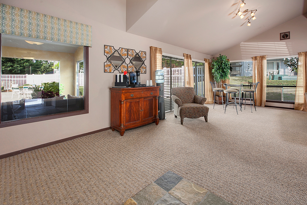 Chelsea by the Bay Image 17