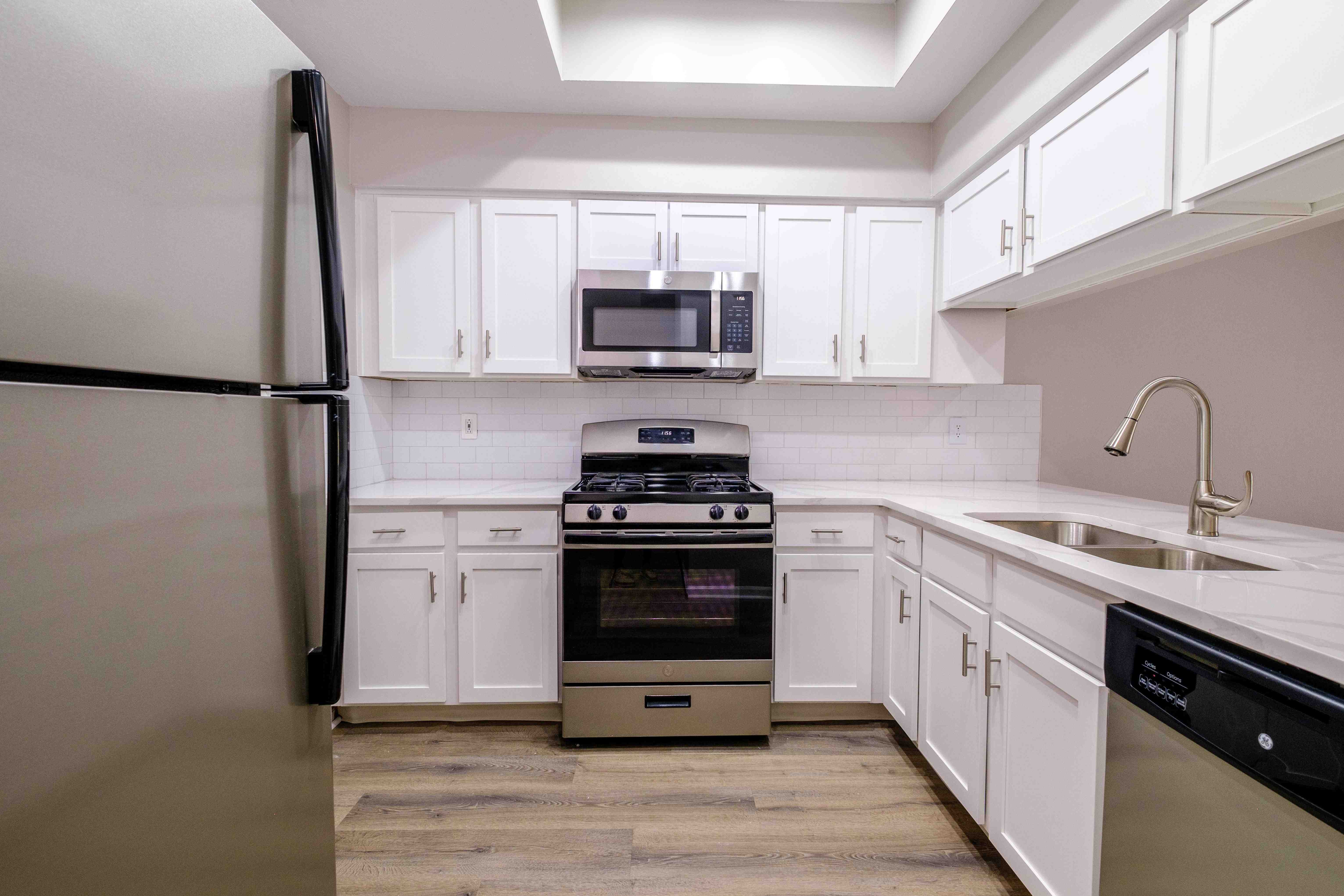 The Residence at Christopher Wren Apartments Image 16