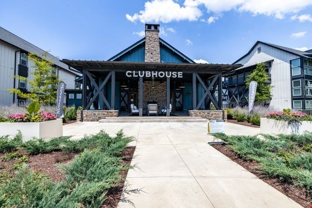 Rivertop Apartments Image 2