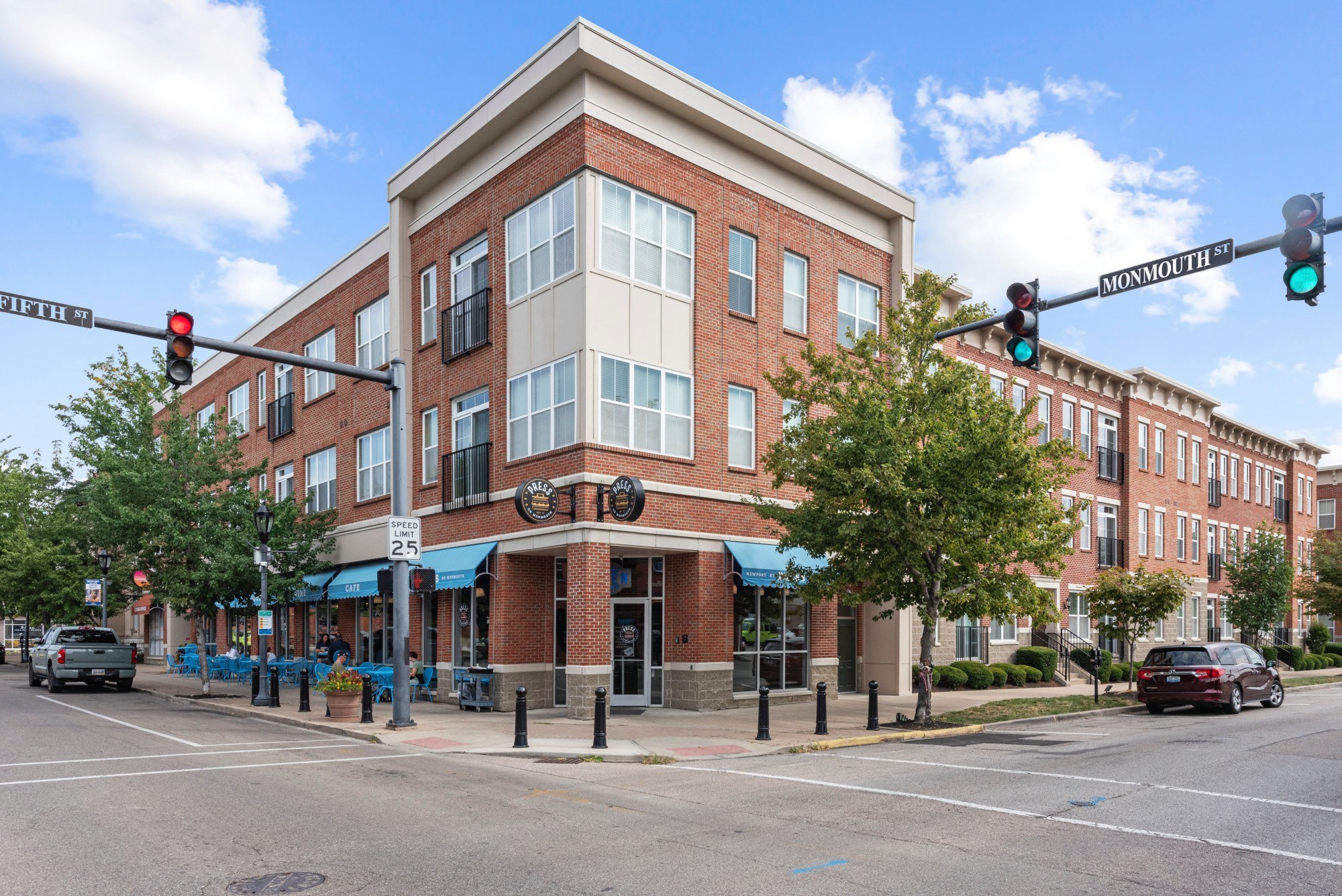 Monmouth Row Apartments Image 64