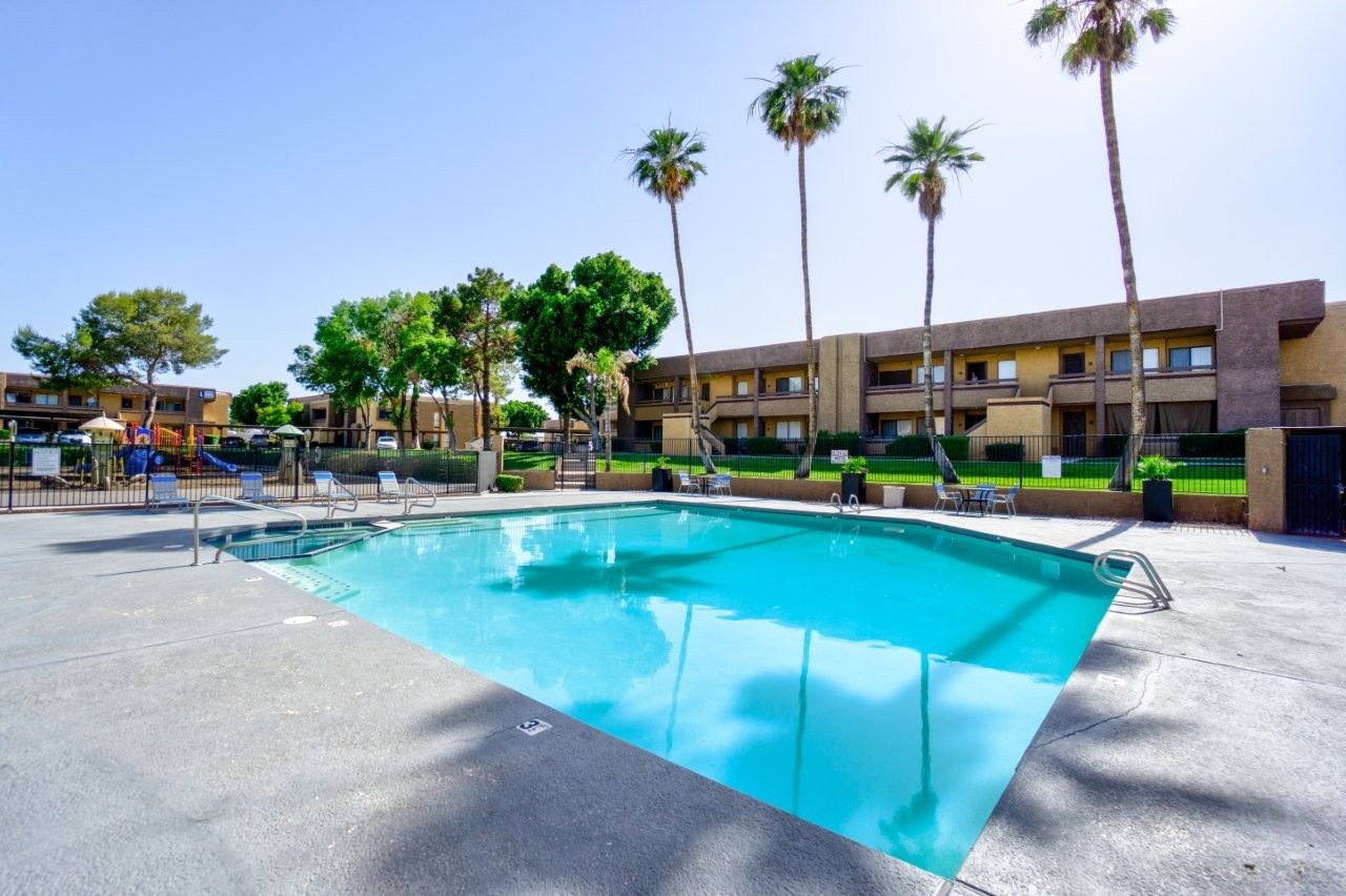 Avalon Hills Image 1