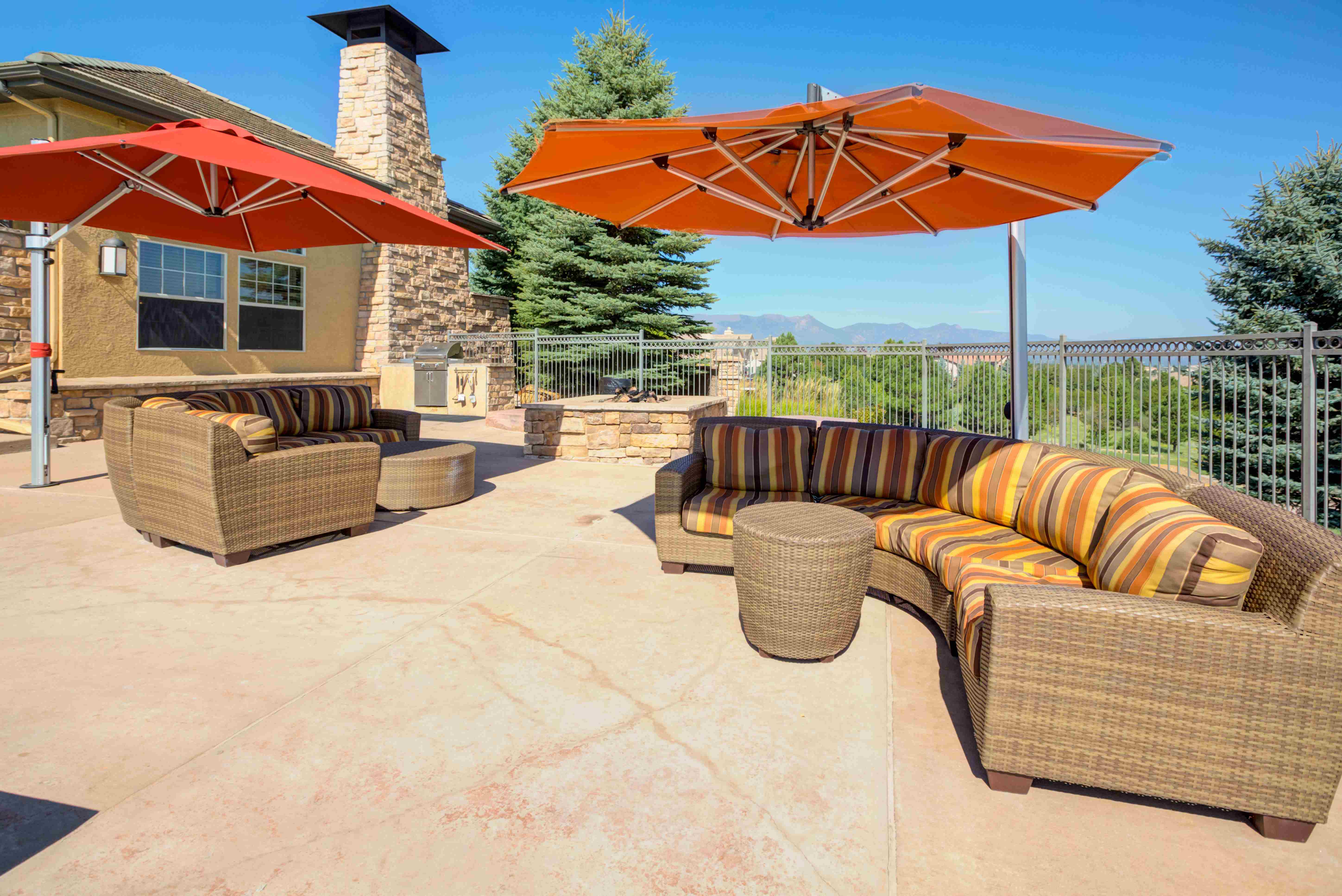 Resort at University Park Apartment Homes Image 9