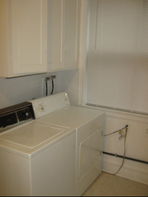 1358 E 58th Street Image 6