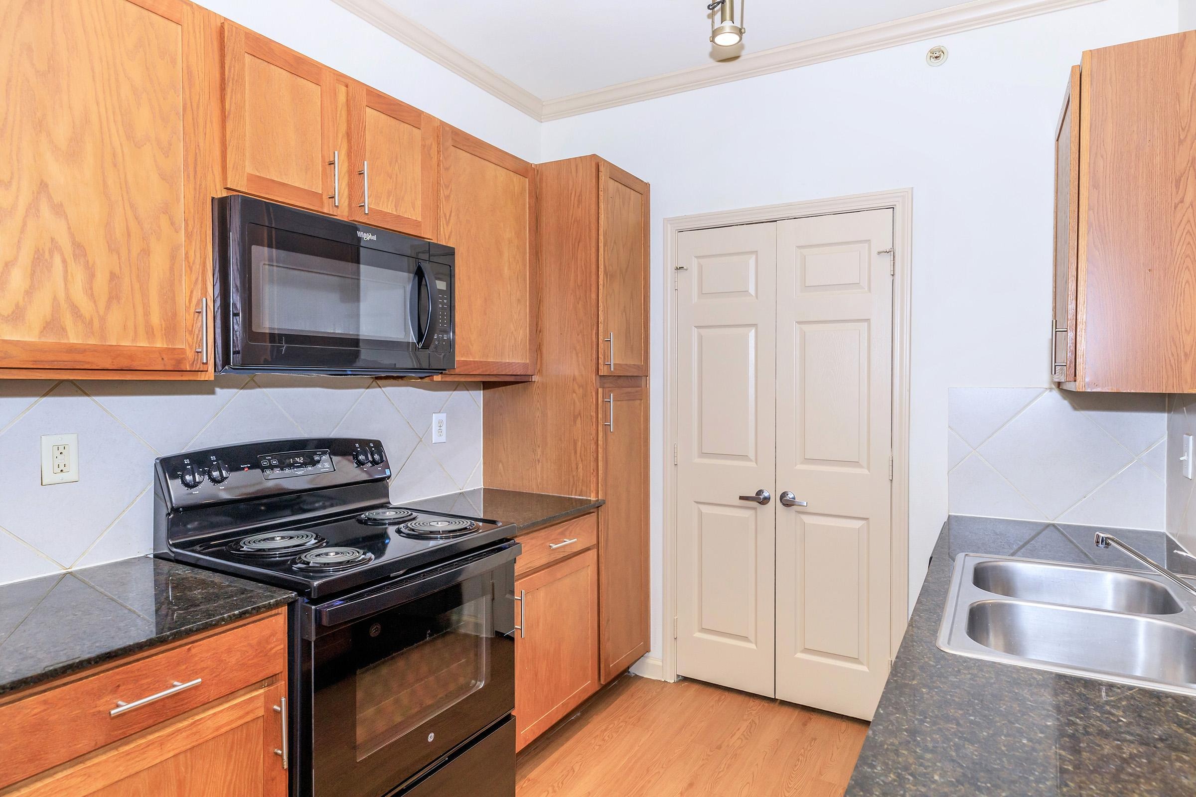 Palisades of Inwood Image 11