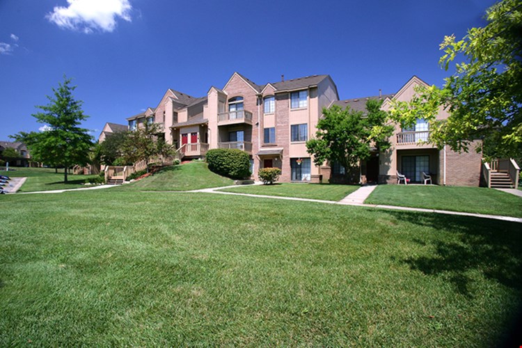 Saddle Creek Image 53