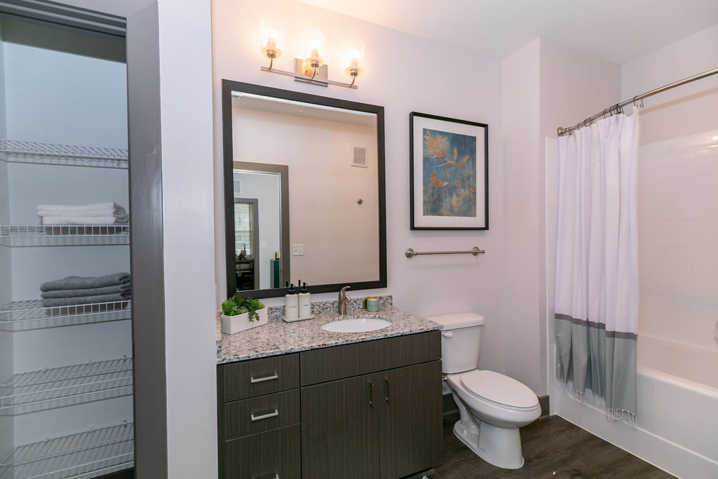 Gibson Flowery Branch Apartments Image 10