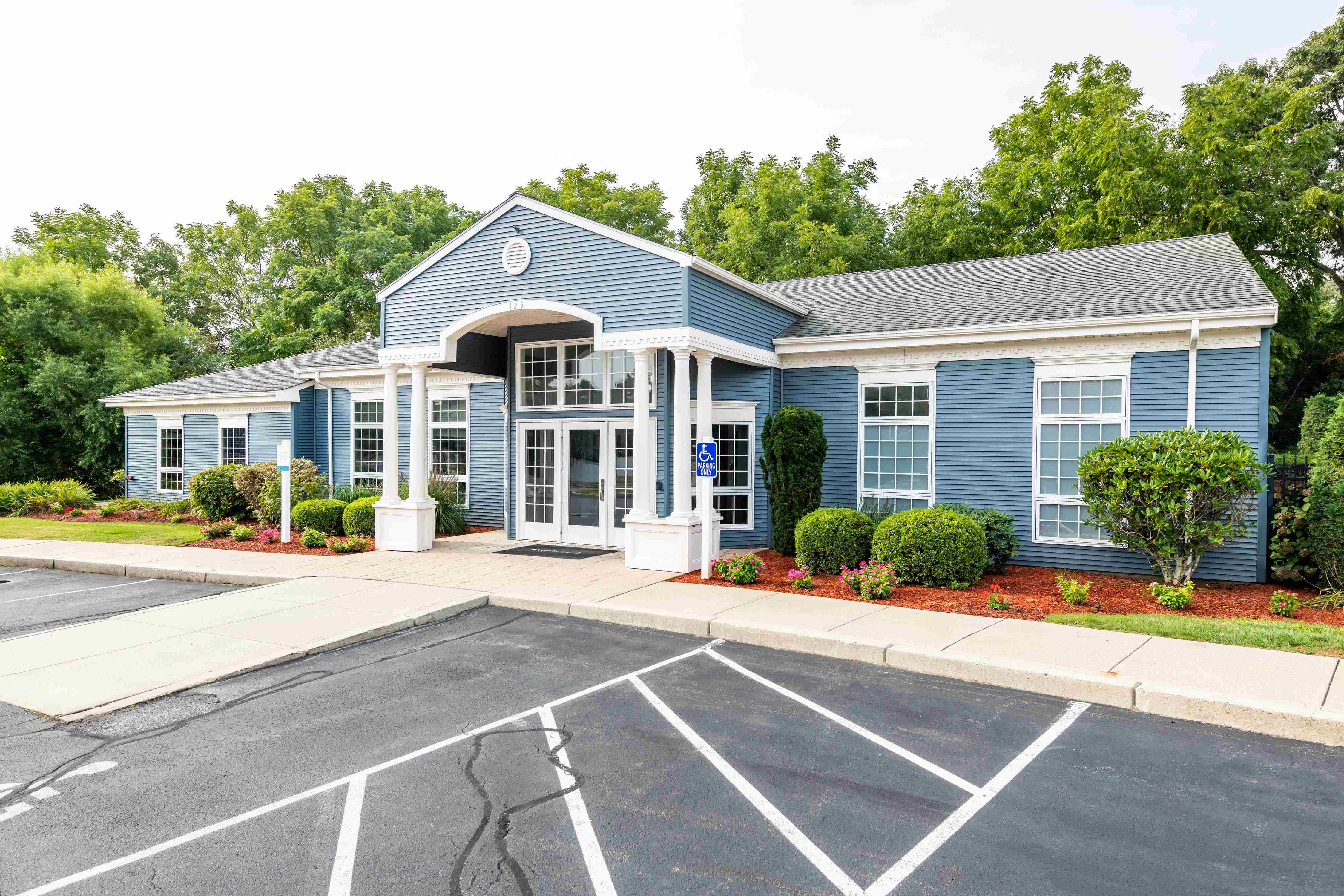 Winchester Park and Woods Image 40