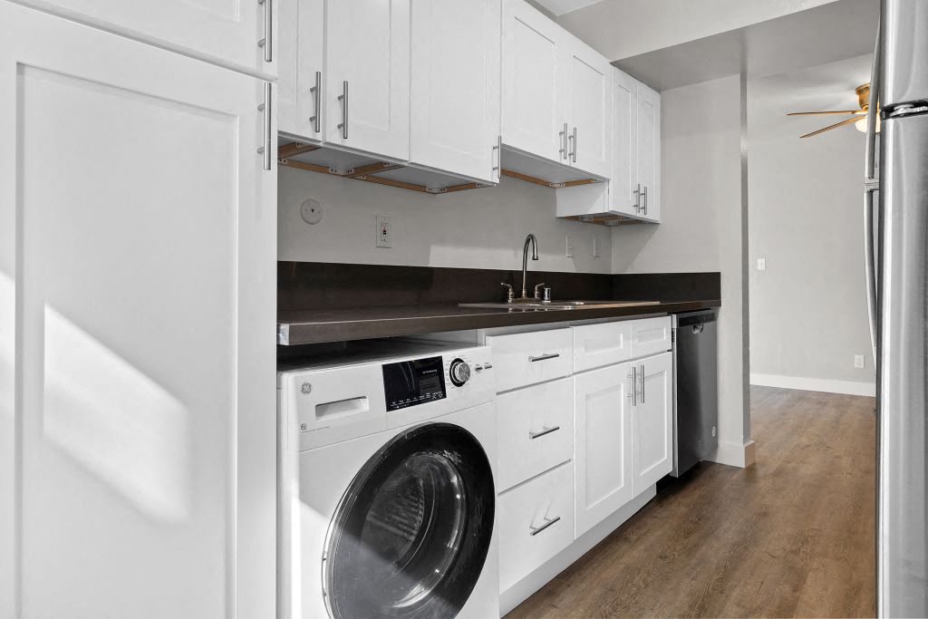 The Reserve at Warner Center Image 16