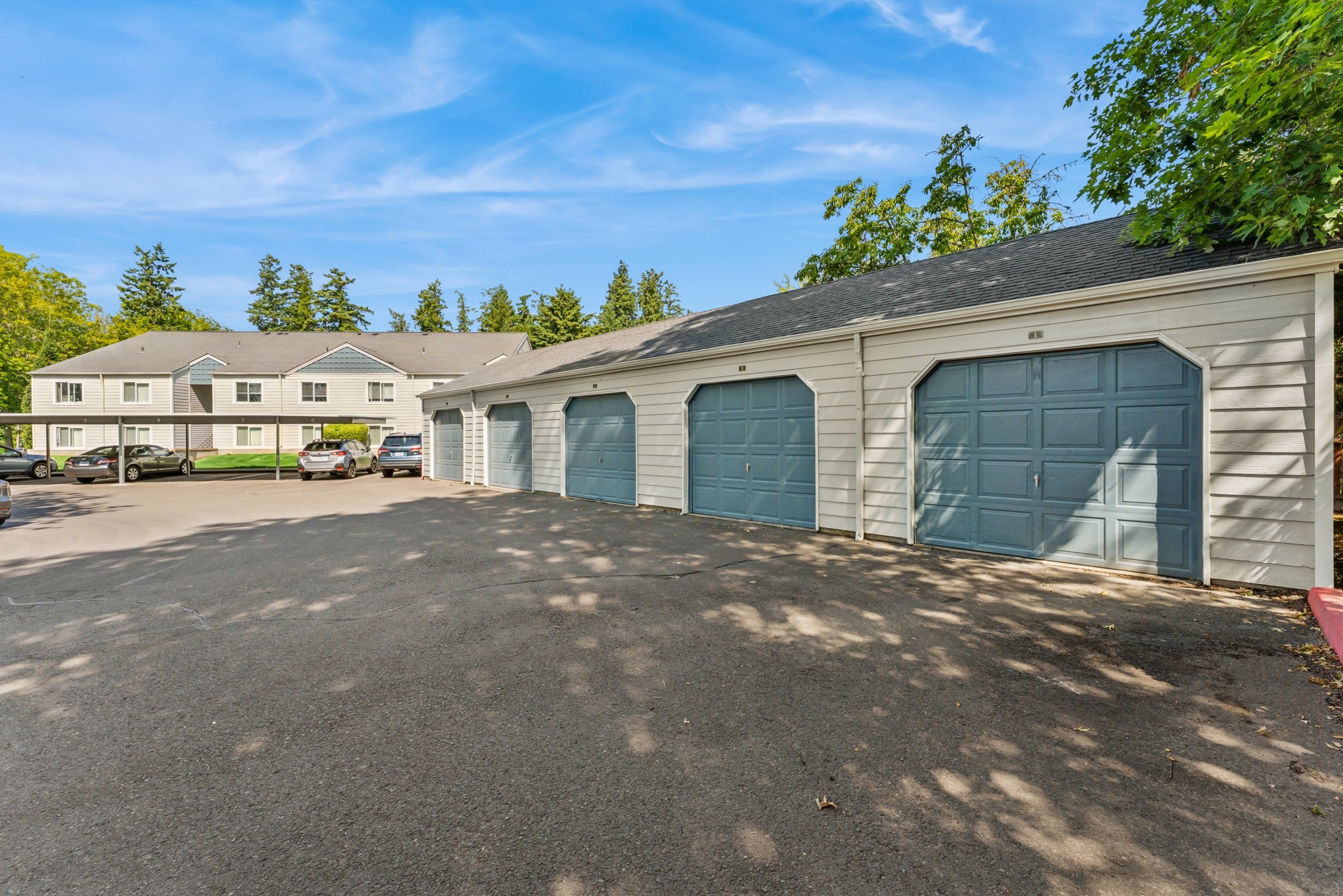 Private Garages and Covered Carports | Clermont
