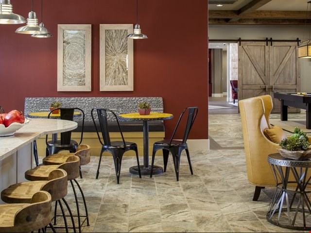 Platinum Shavano Oaks Apartments Image 29