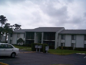 Palm Club West Image 2