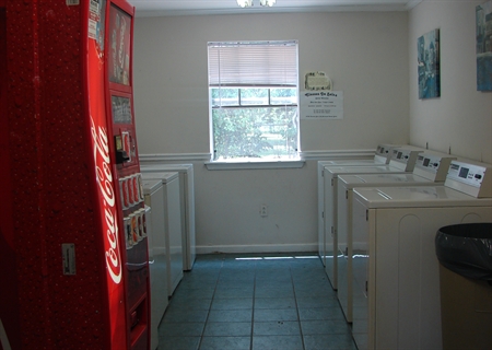 Park Regency Image 11