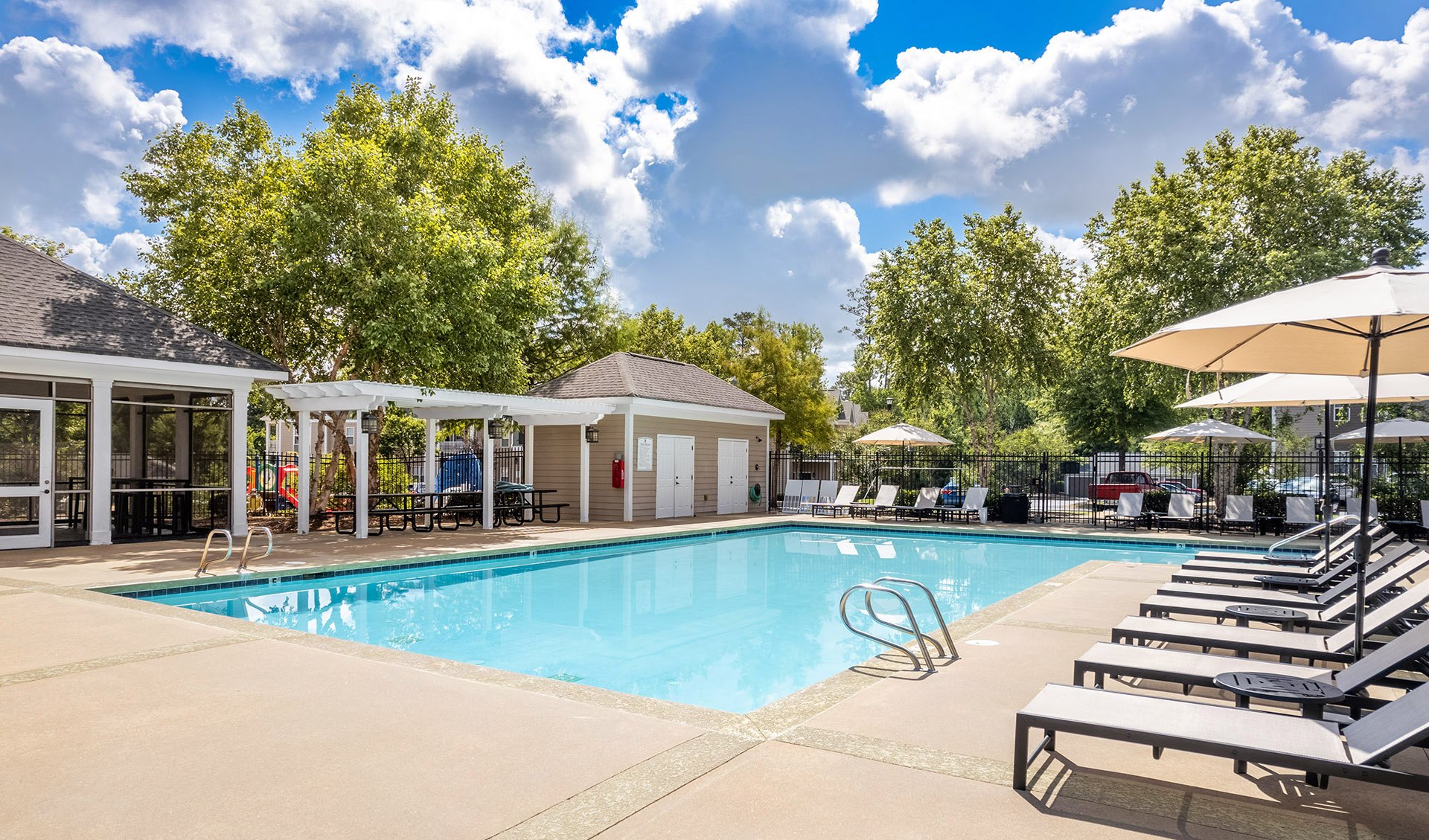 Woodland Trail Apartments Image 18