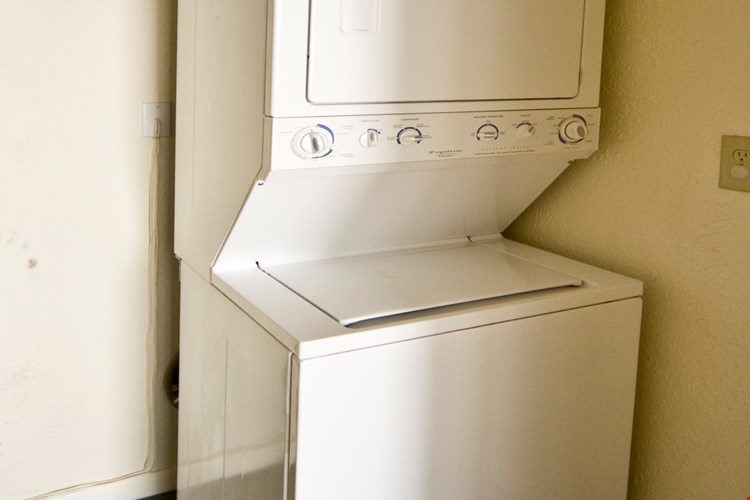 Uptown Shaker Image 5