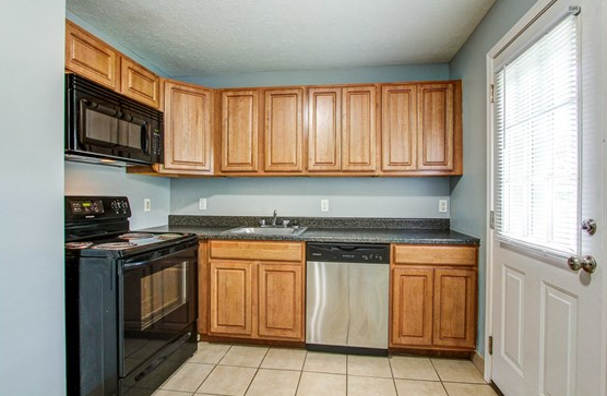 Lincoln Crossings Image 3