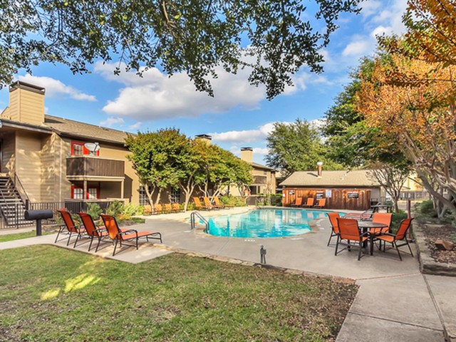 Sparkling Swimming Pools