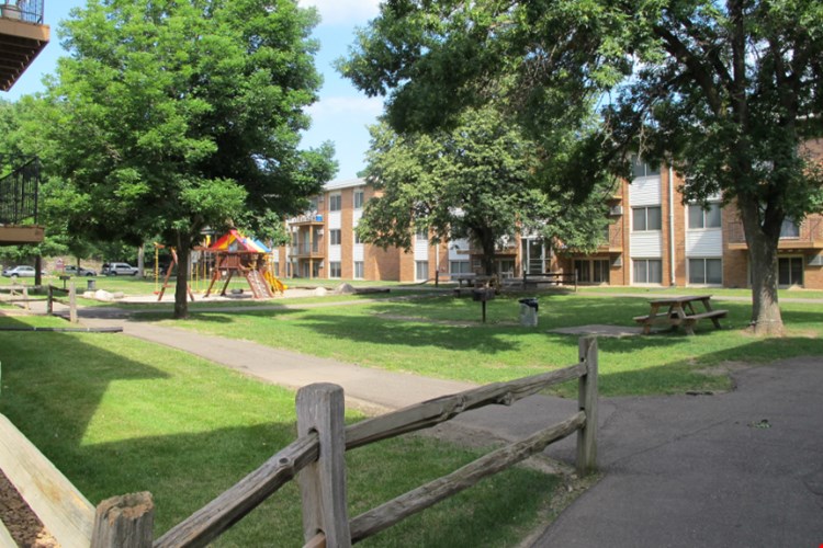 Parkview Apartments Image 1