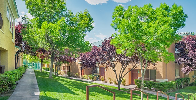 Horizon Ridge Apartment Homes Image 1