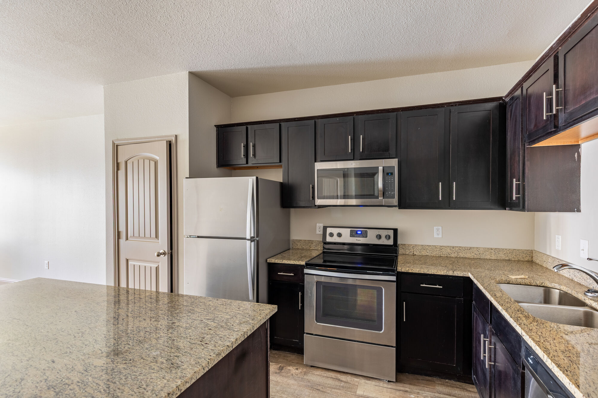 Remi Apartment Homes Image 25