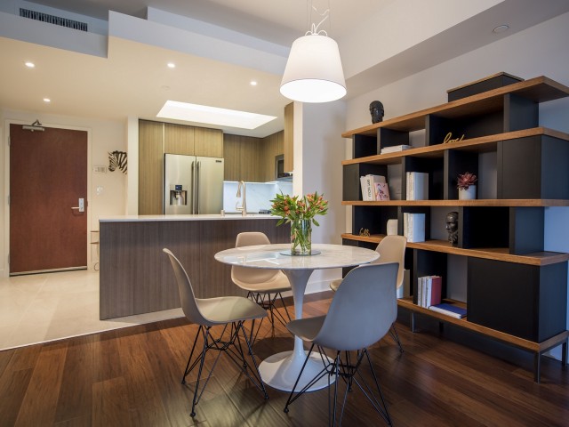 Wilshire Margot Image 21