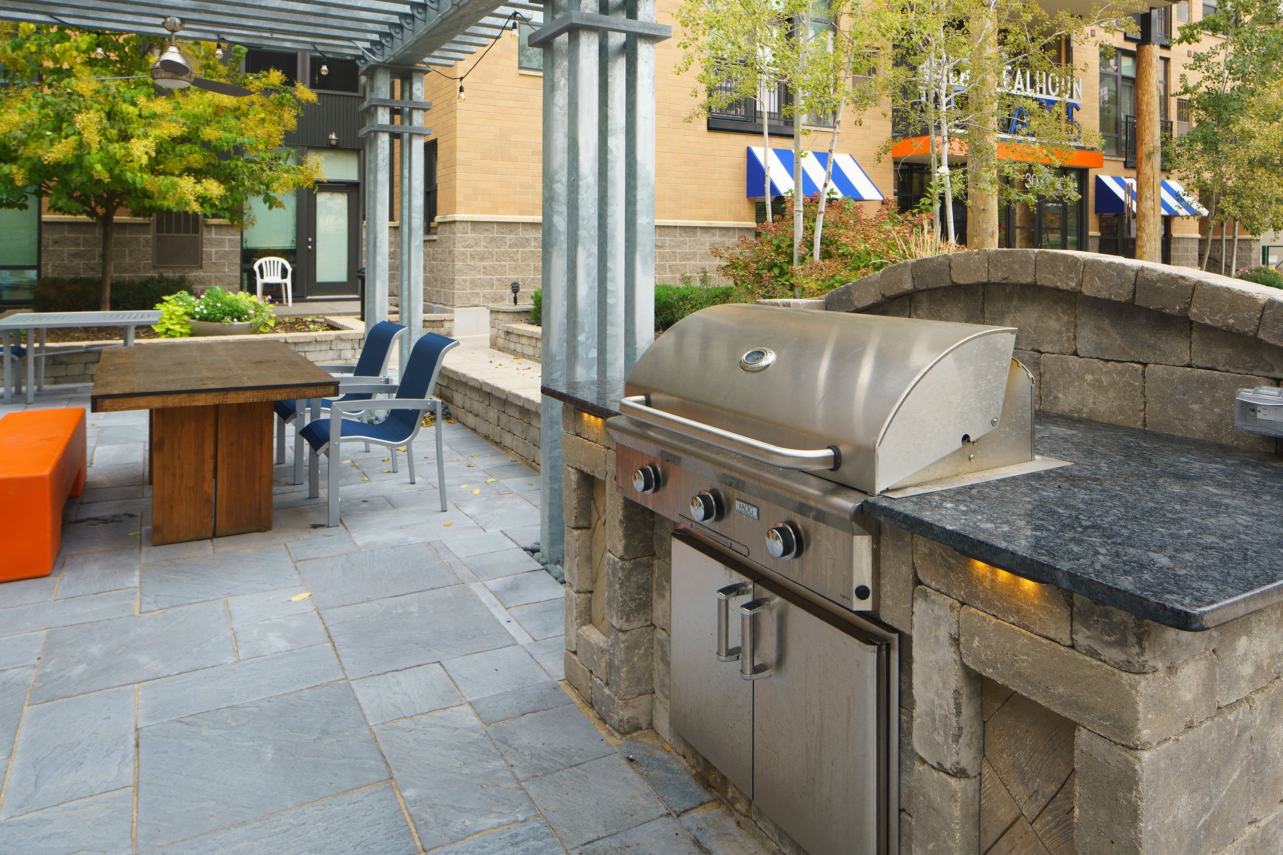 Marbella on Dean Outdoor patio and grill