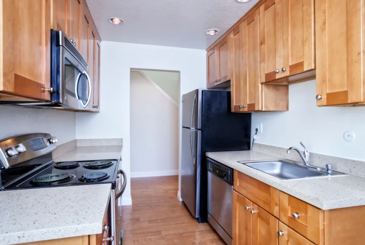 Brookdale Apartments Image 7