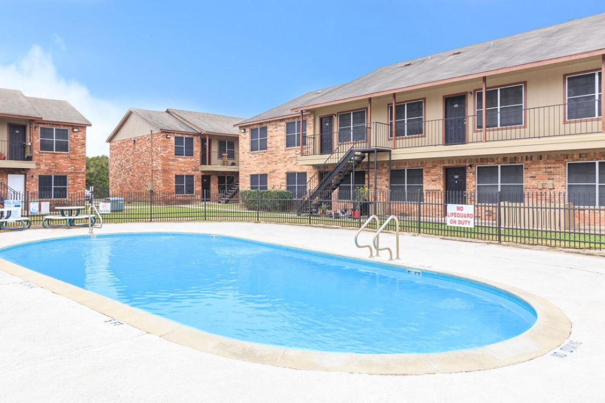 Oaks at Mustang Image 2