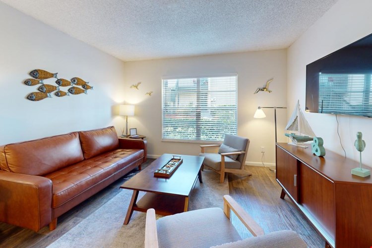 Somerset Apartments Image 4