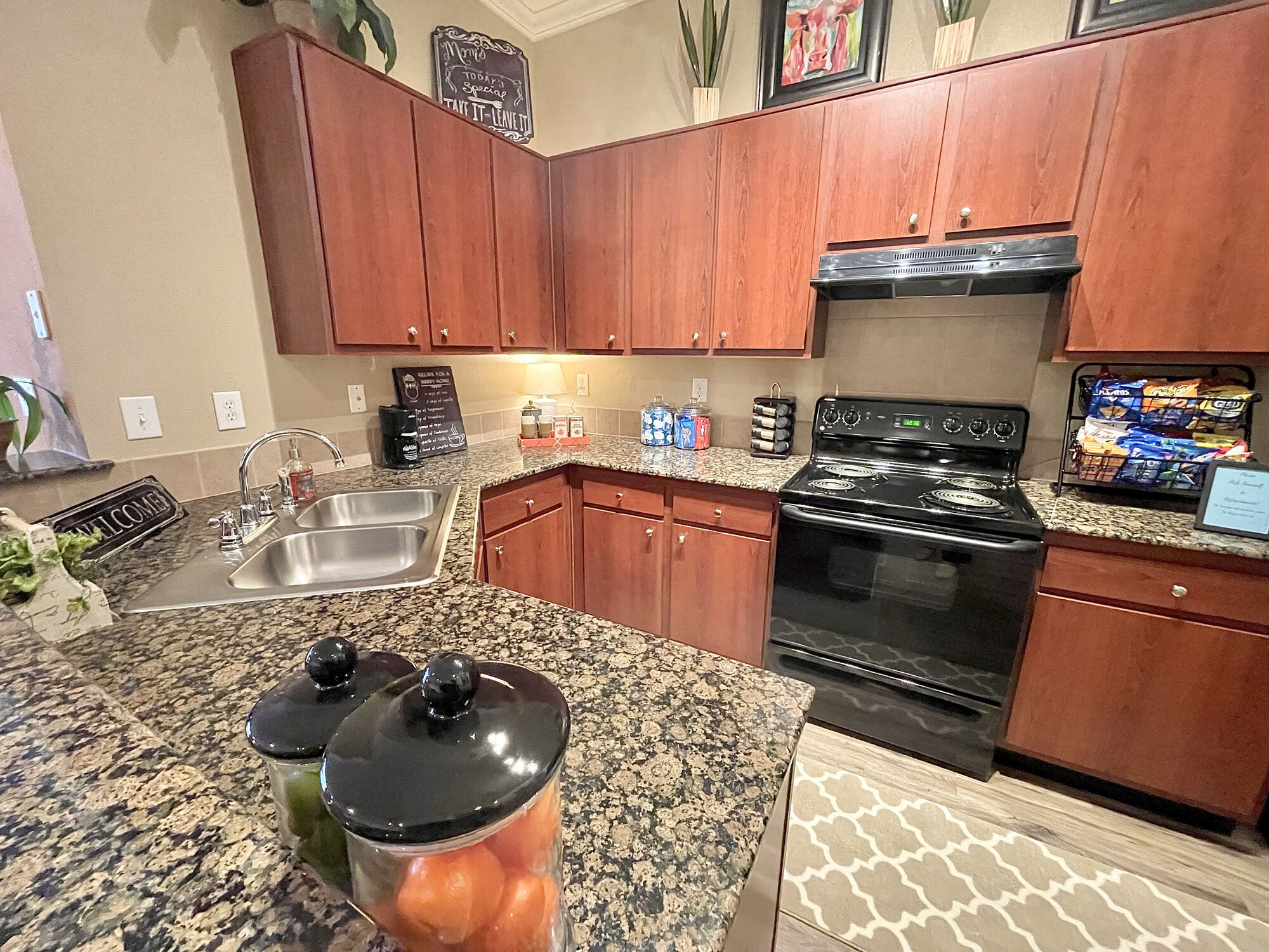 The Abbey at Stone Oak Image 3