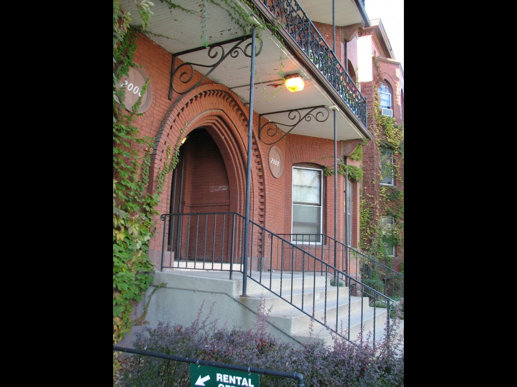 Best Apartments Image 4