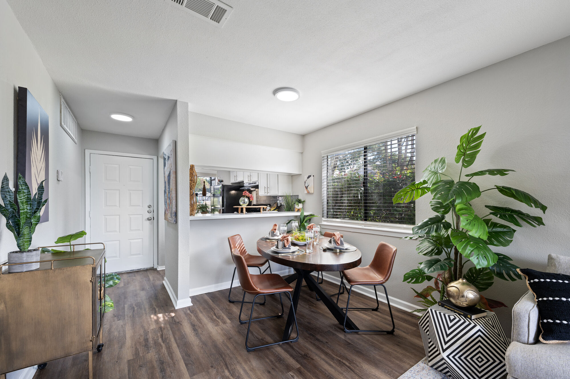 The Hilltop Apartment Homes Image 42