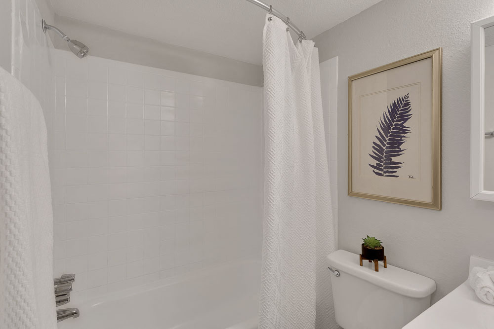 1430 Humboldt Image 14