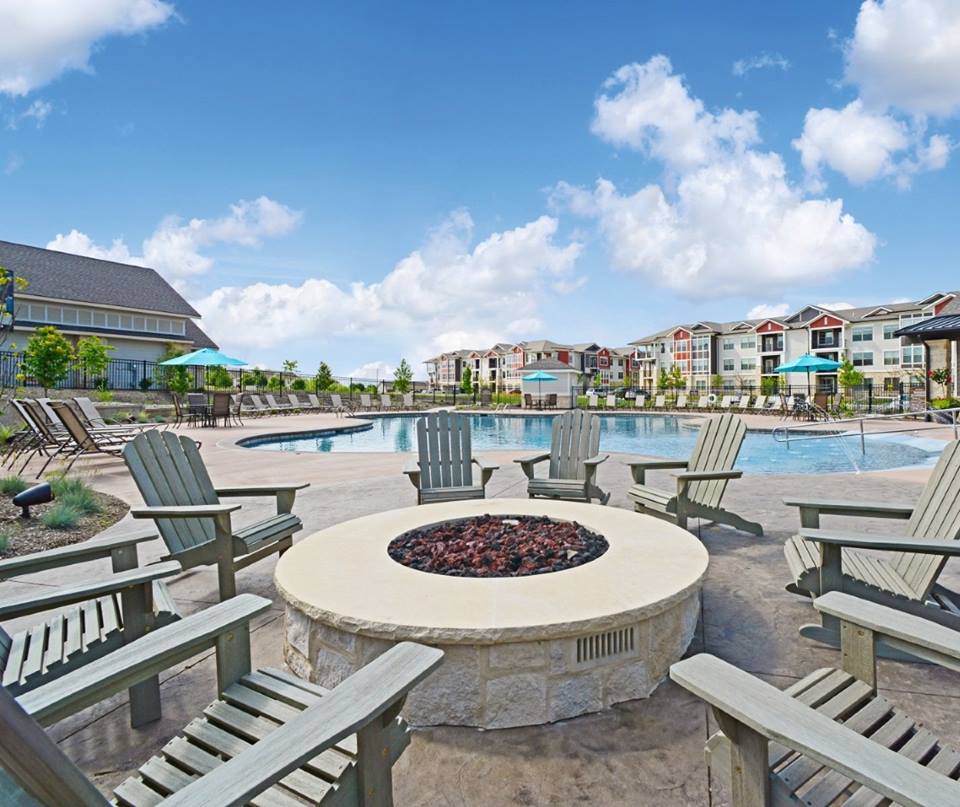 Brighton Creek, Kansas City (see pics &amp; AVAIL)