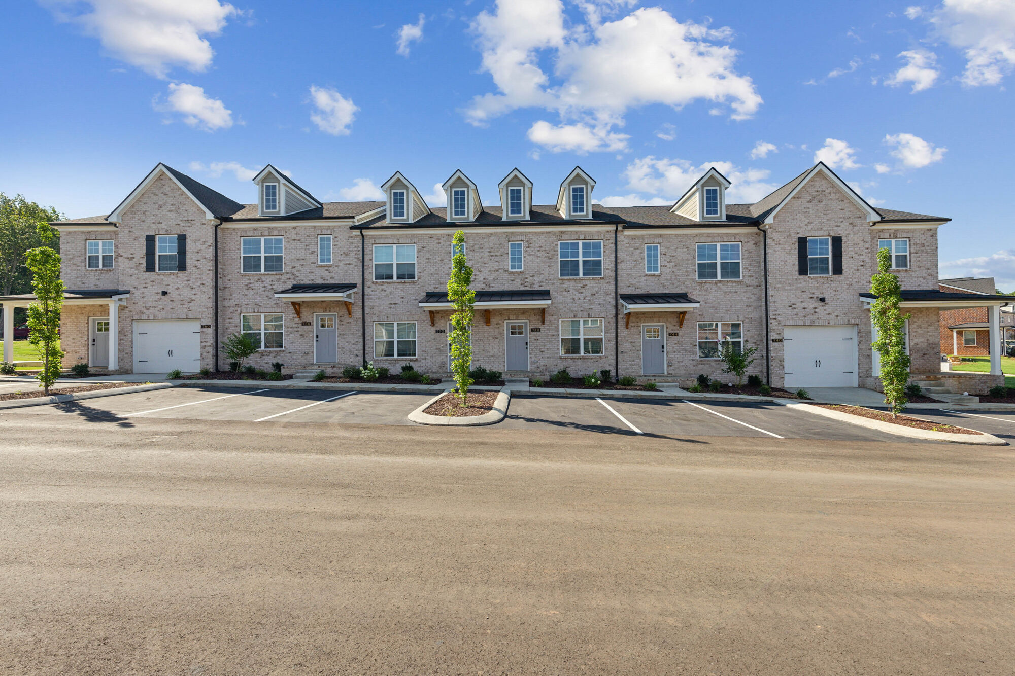 Blakeney Commons Townhomes Image 3