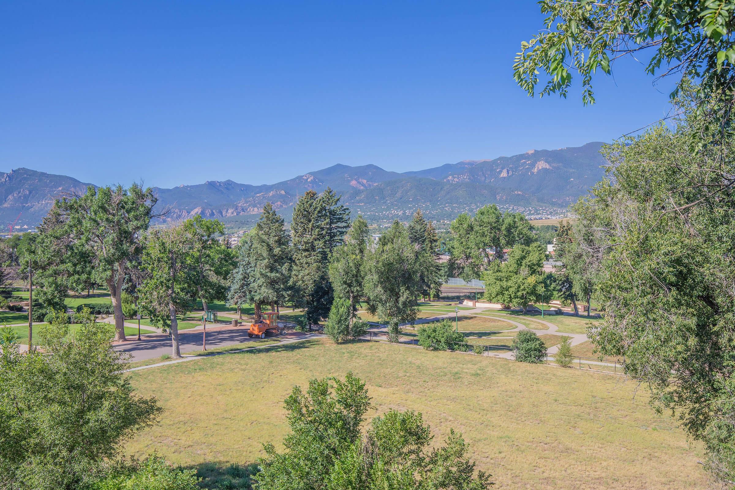 Boulder Crescent Image 17