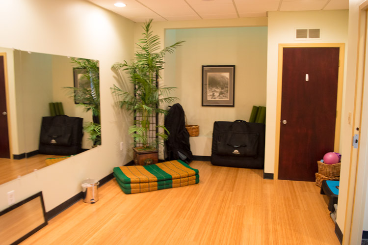 Vista Condominiums Image 11