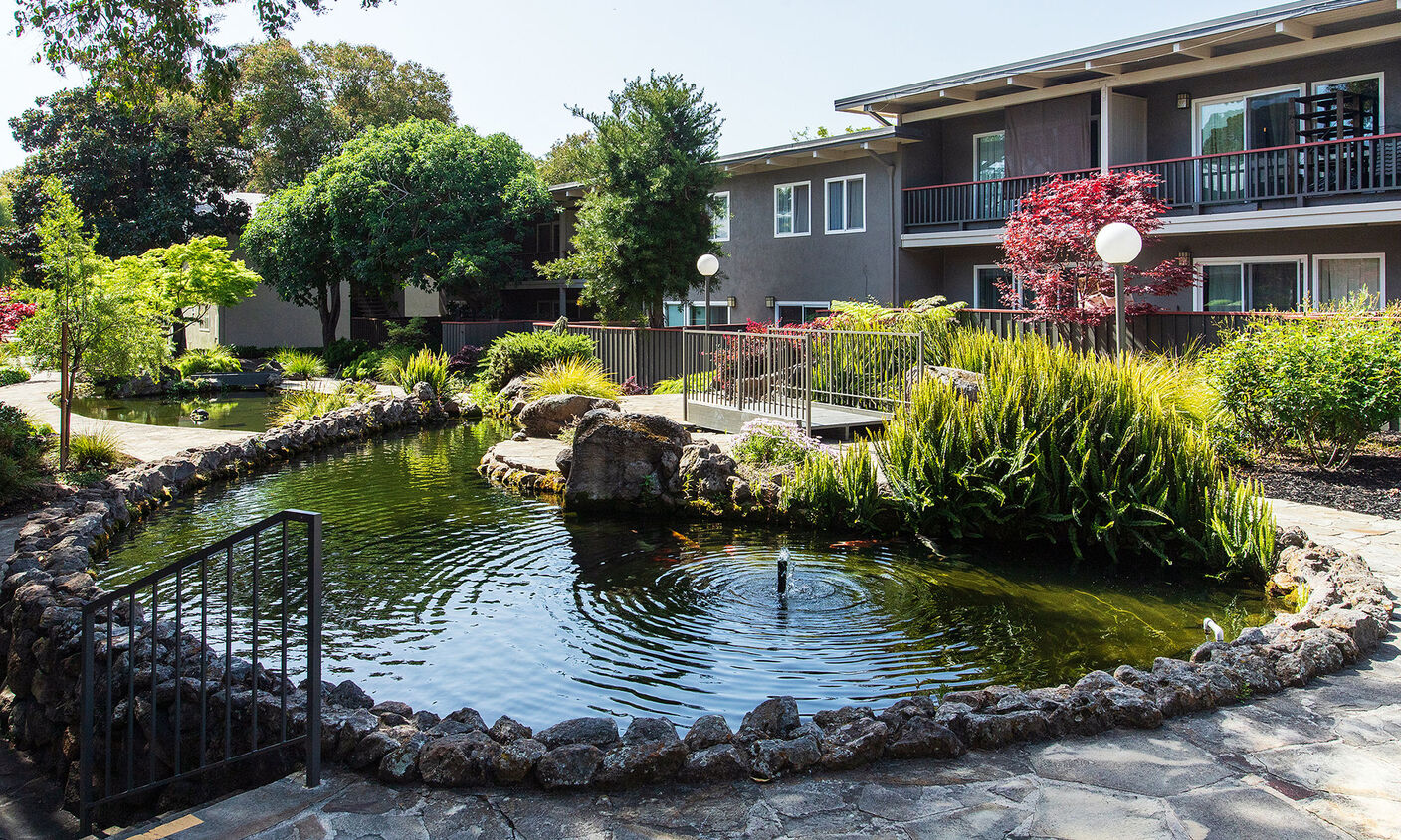 Park Orchard Apartments Image 2