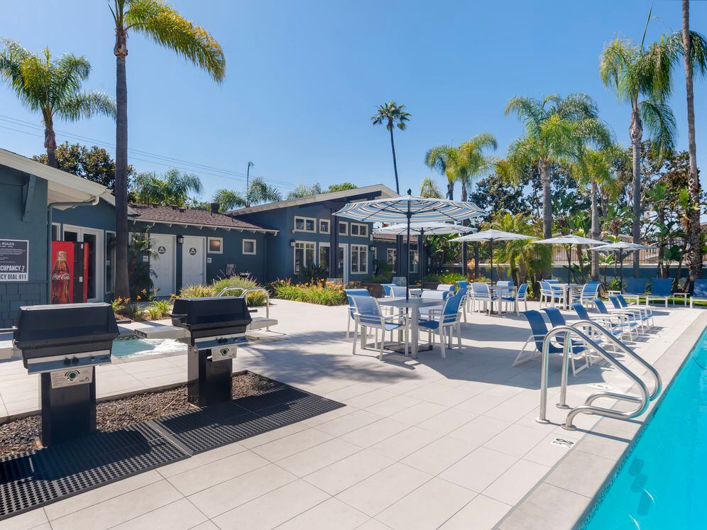 Grill area with picnic seating