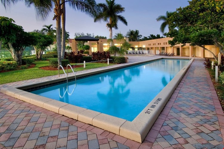 Azalea Village Image 4